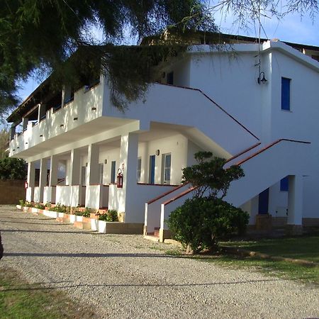 Residence La Darsena Isola Di Capo Rizzuto Esterno foto