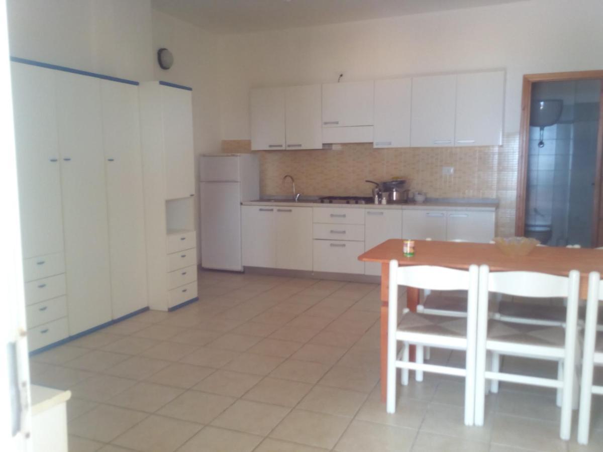 Residence La Darsena Isola Di Capo Rizzuto Esterno foto