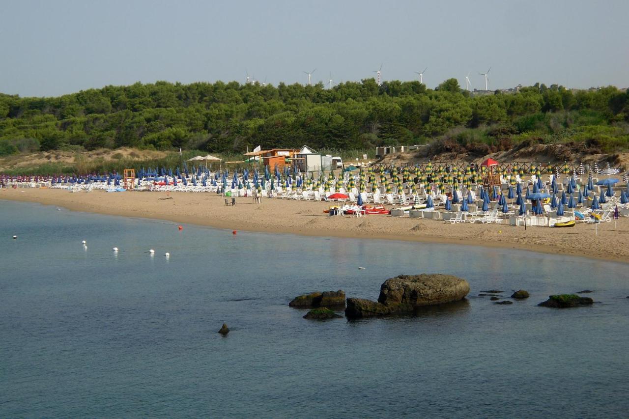 Residence La Darsena Isola Di Capo Rizzuto Esterno foto
