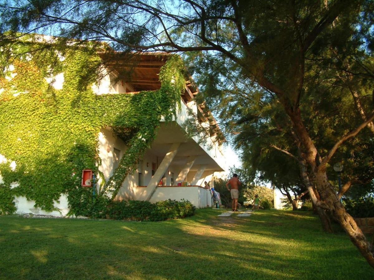 Residence La Darsena Isola Di Capo Rizzuto Esterno foto