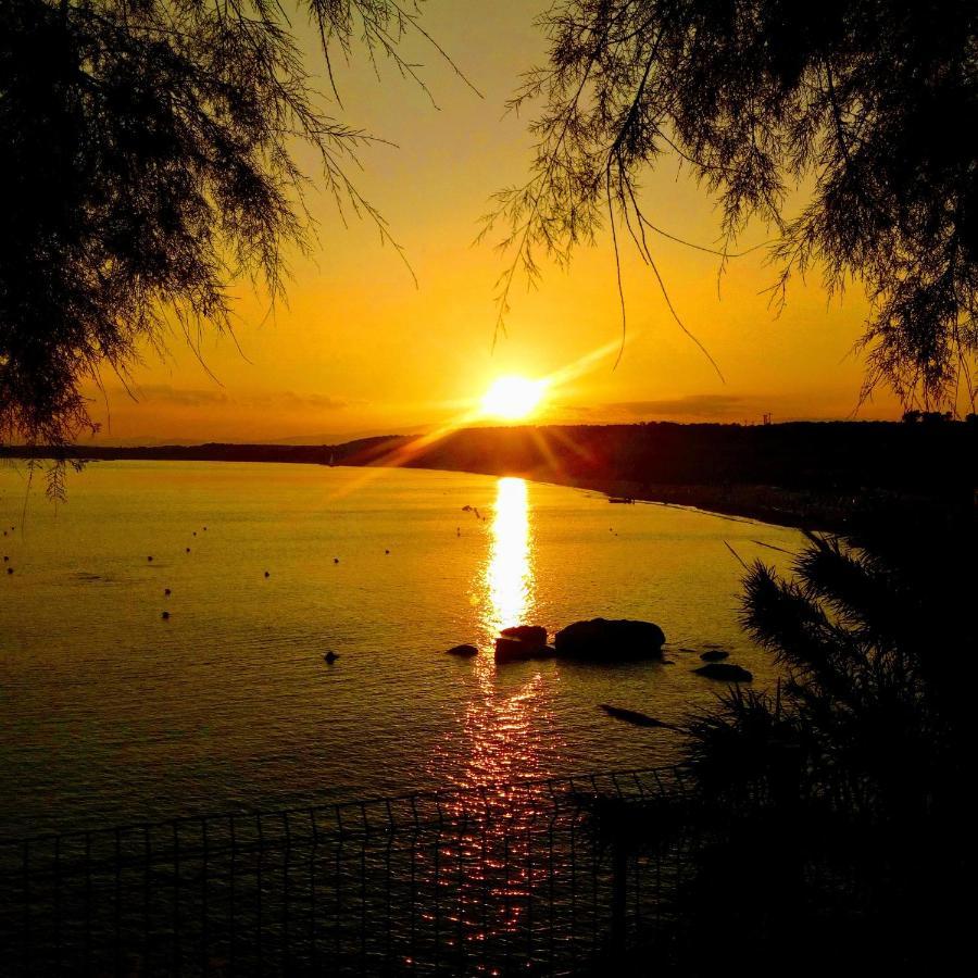 Residence La Darsena Isola Di Capo Rizzuto Esterno foto