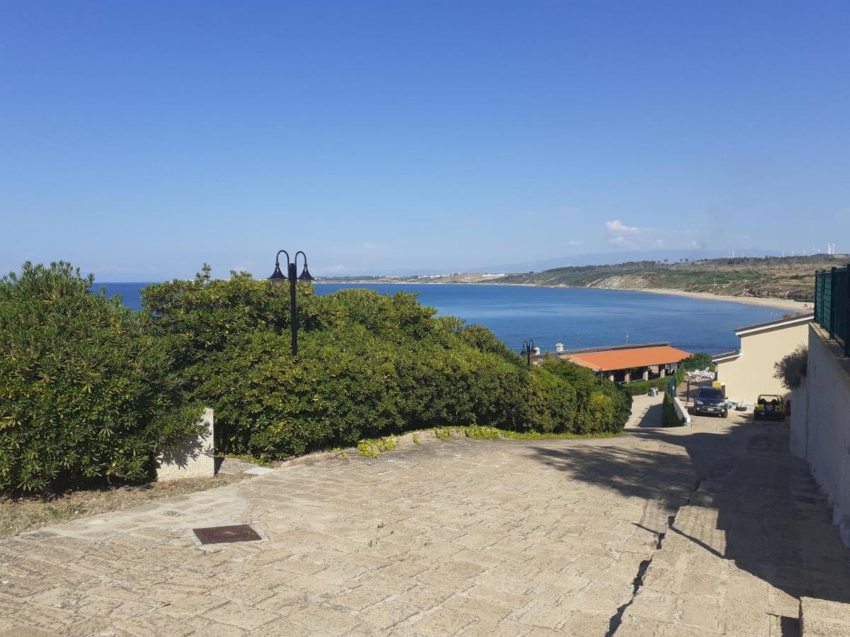Residence La Darsena Isola Di Capo Rizzuto Esterno foto