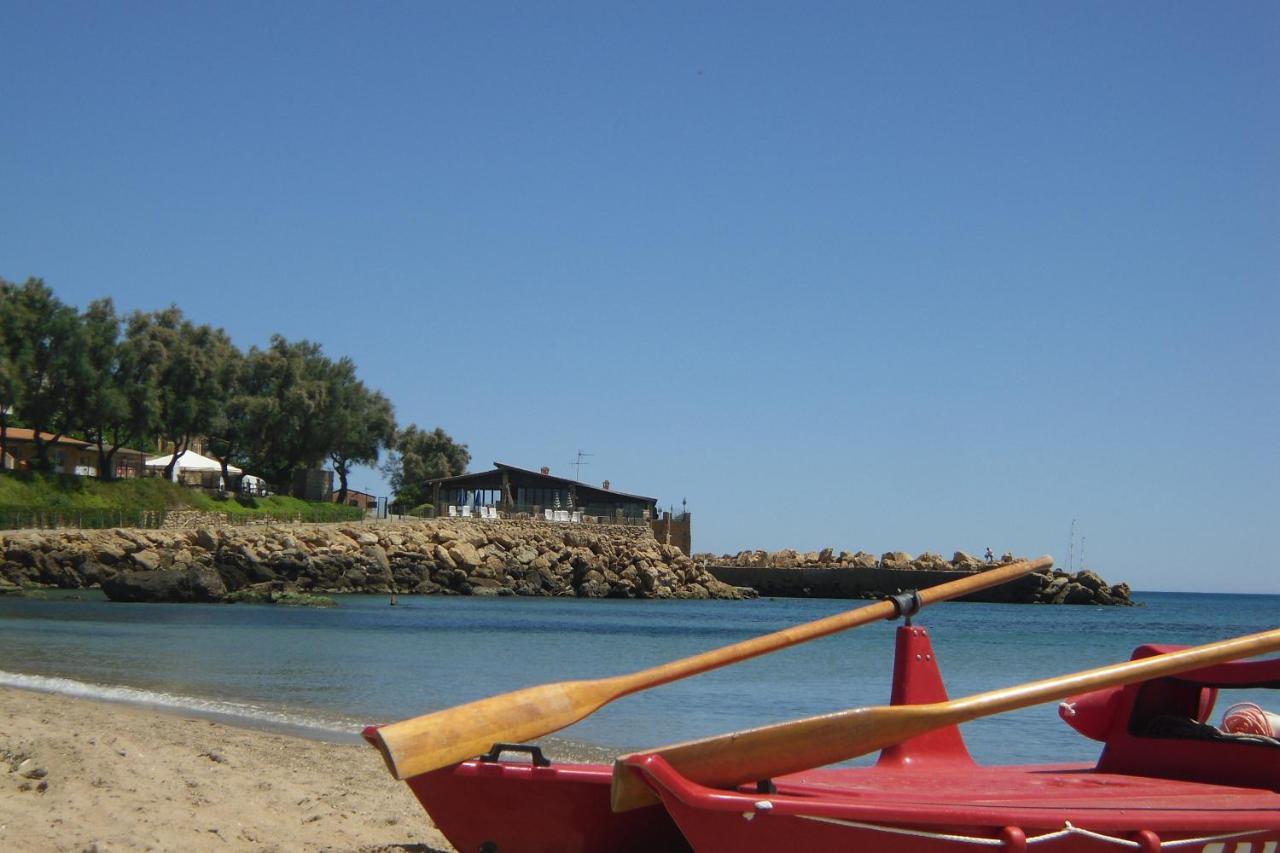 Residence La Darsena Isola Di Capo Rizzuto Esterno foto