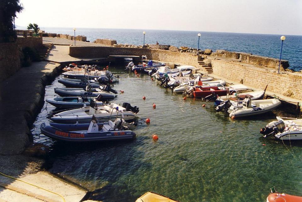 Residence La Darsena Isola Di Capo Rizzuto Esterno foto